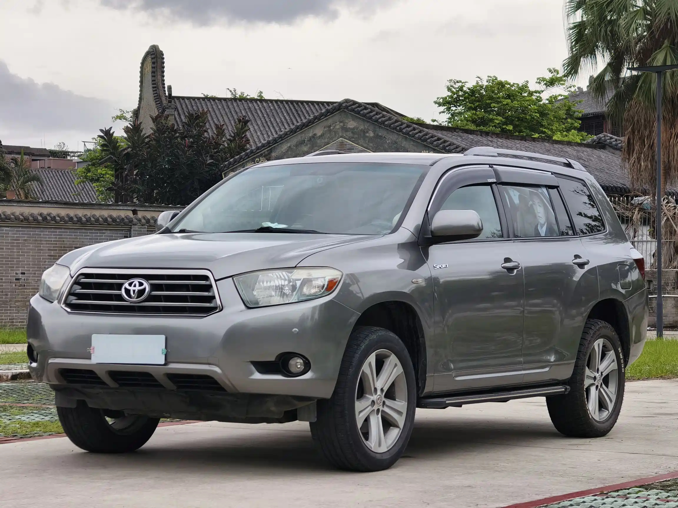 TOYOTA HIGHLANDER 2009