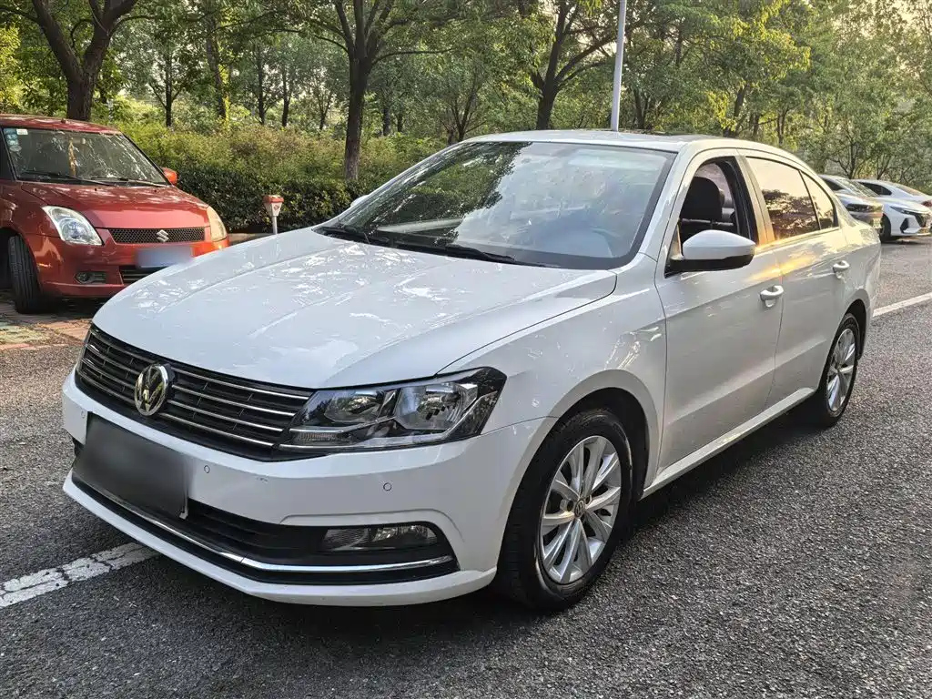 VOLKSWAGEN LAVIDA 2017
