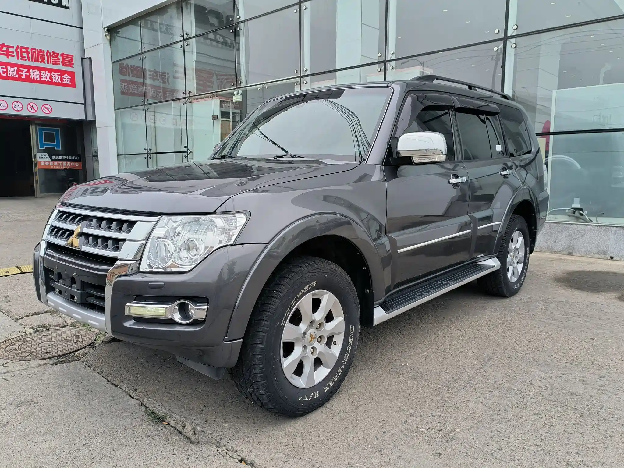 MITSUBISHI PAJERO IMPORT 2016