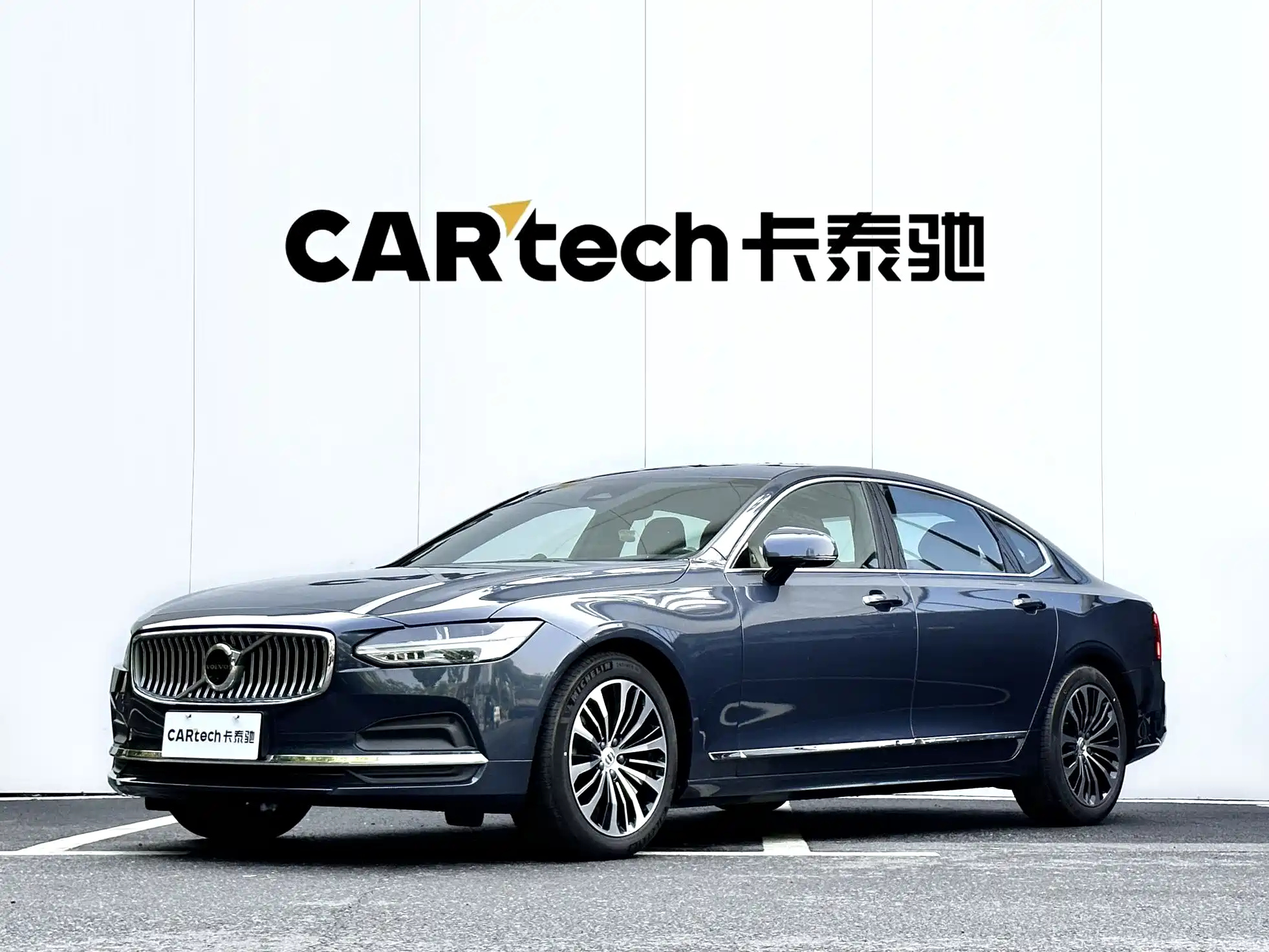 VOLVO S90 2022