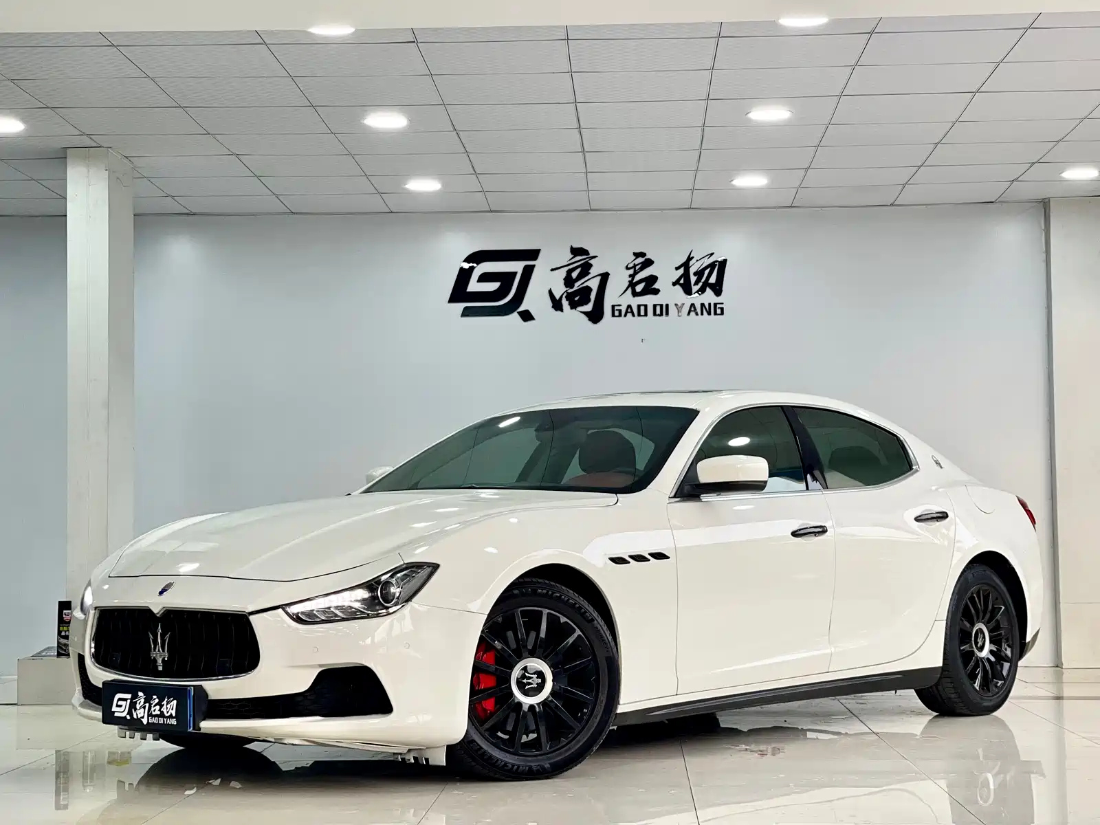 MASERATI GHIBLI 2014