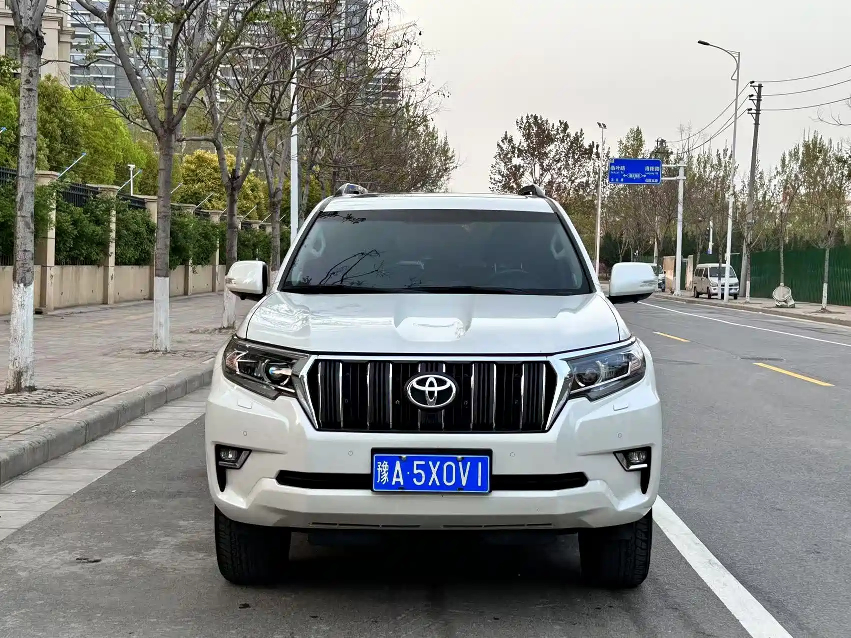 TOYOTA PRADO 2018