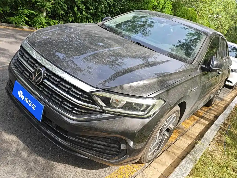 VOLKSWAGEN SAGITAR 2023