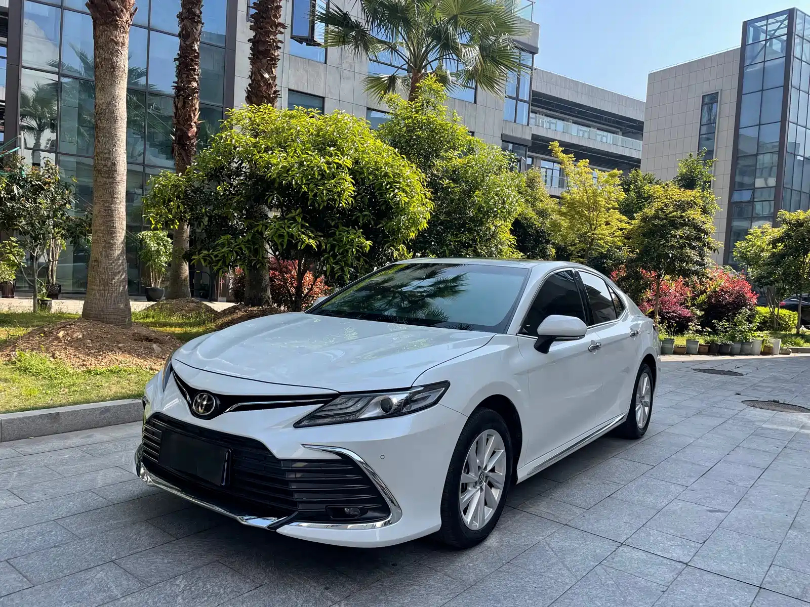 TOYOTA CAMRY 2023