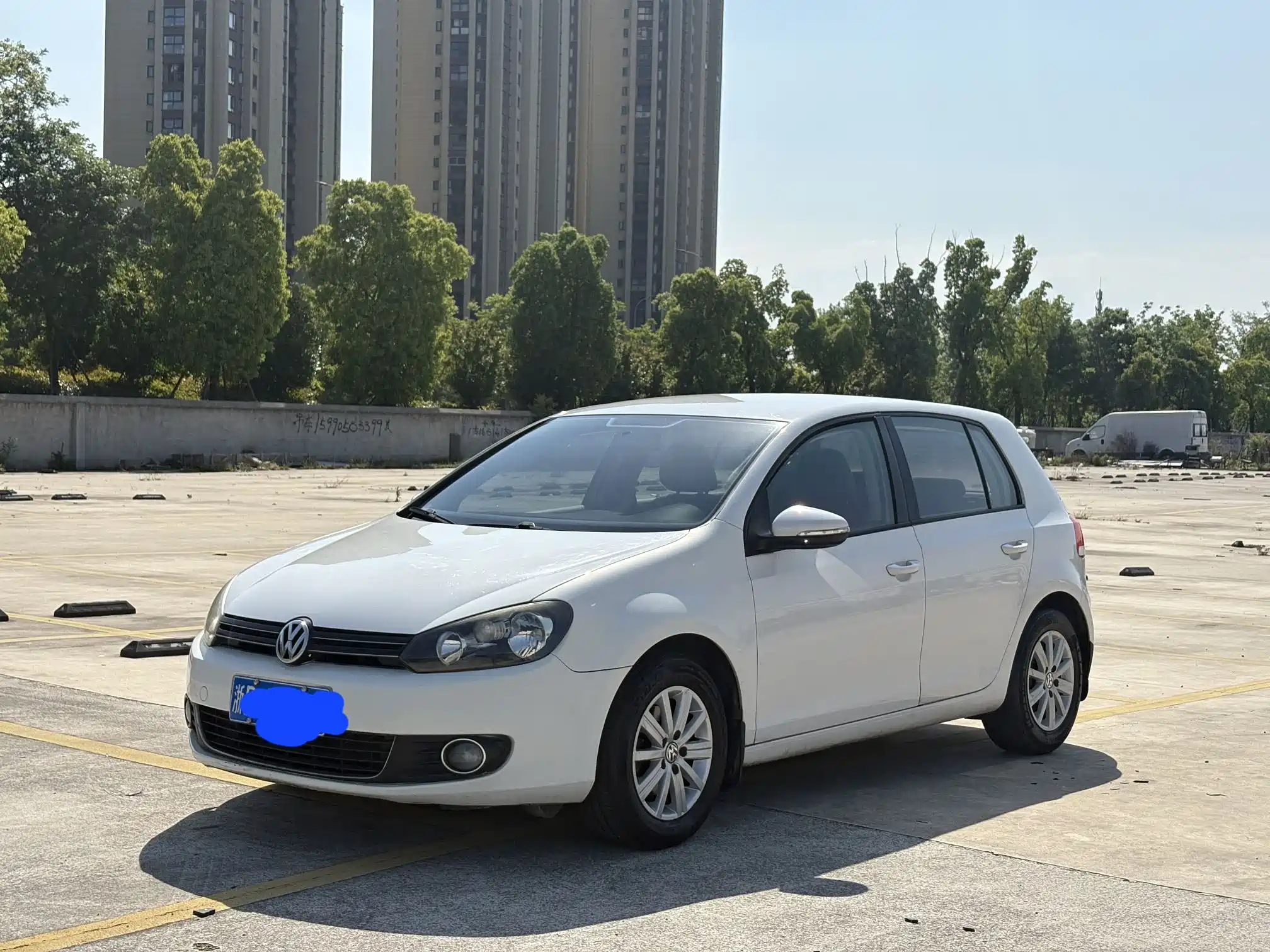 VOLKSWAGEN GOLF 2012