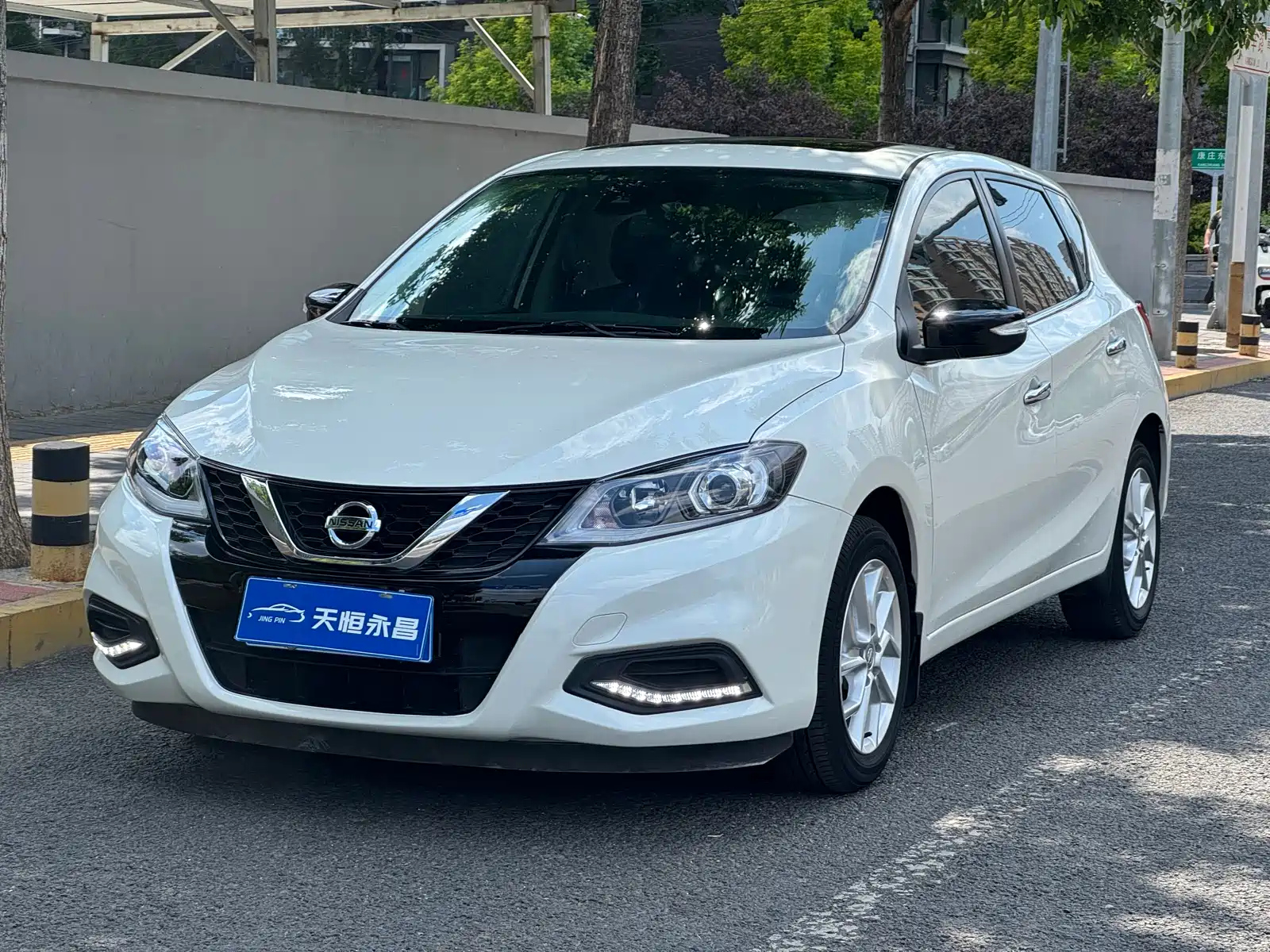 NISSAN TIIDA TIIDA