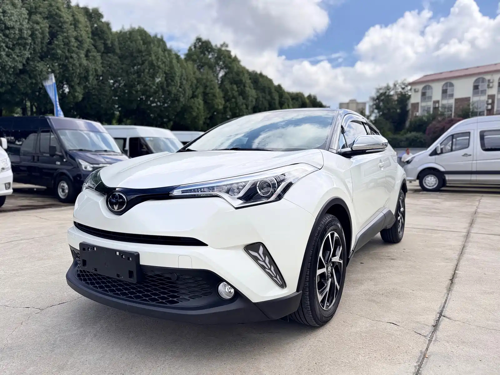 TOYOTA C-HR 2018