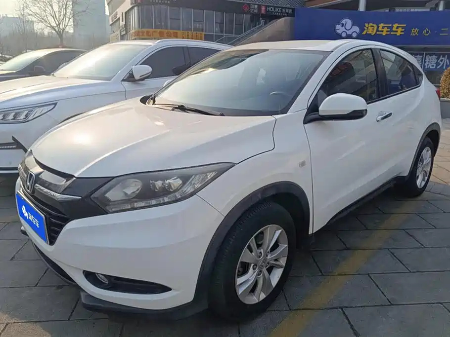 HONDA VEZEL 2015