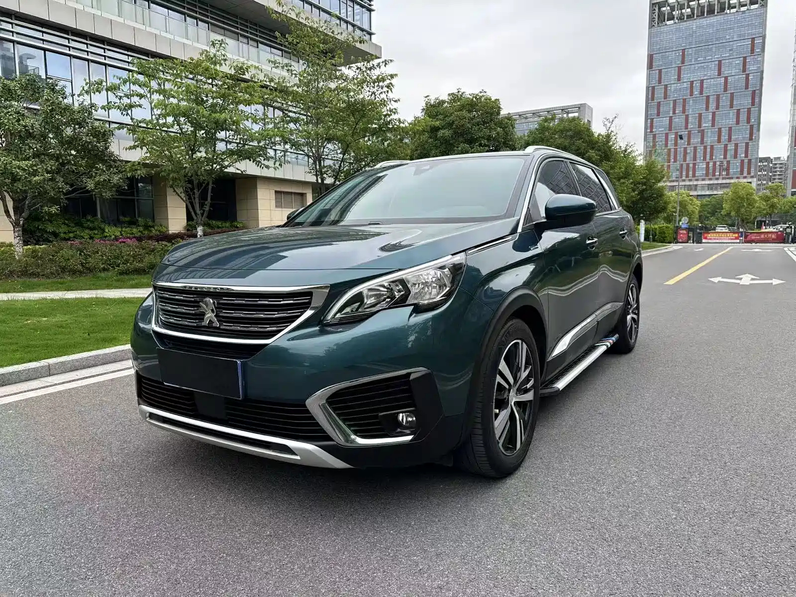 PEUGEOT 5008 2017