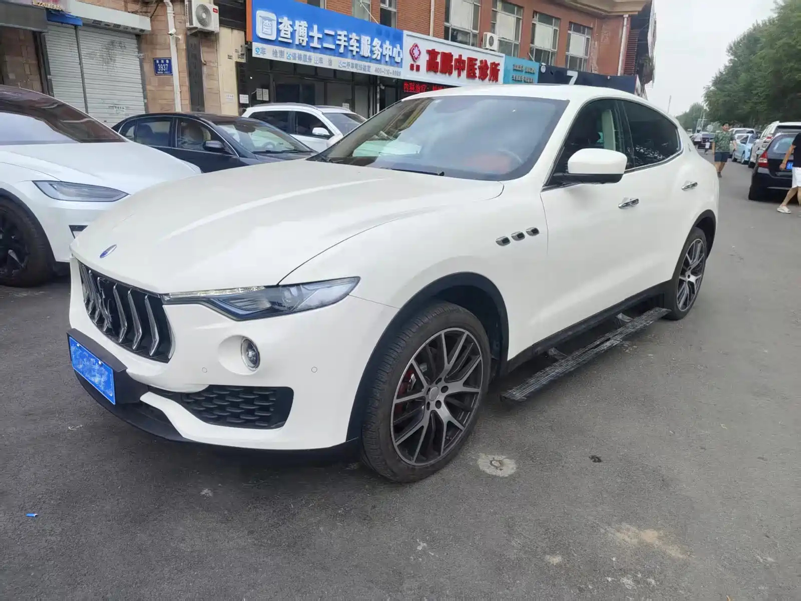 MASERATI LEVANTE 2016