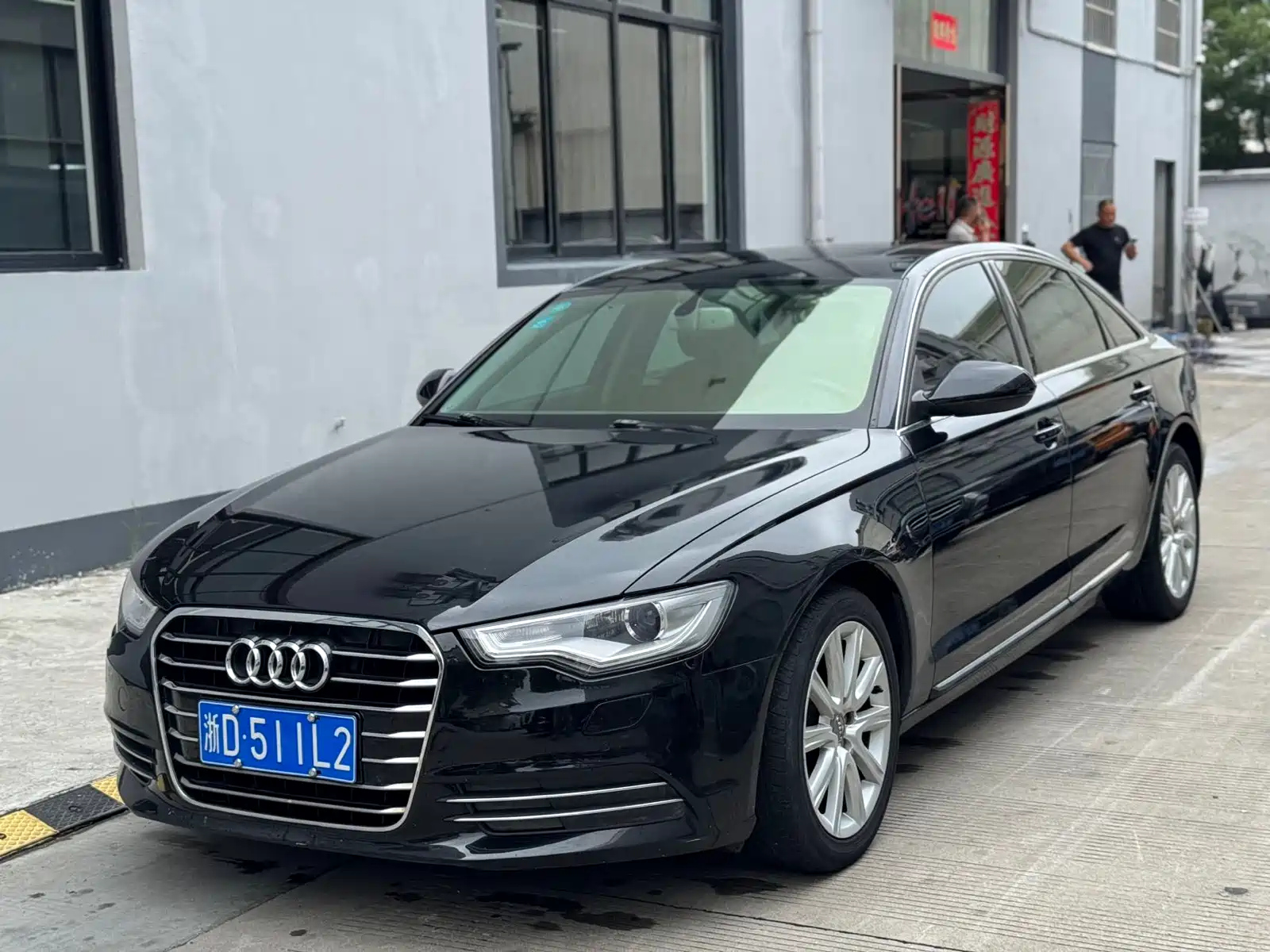 AUDI A6L 2012