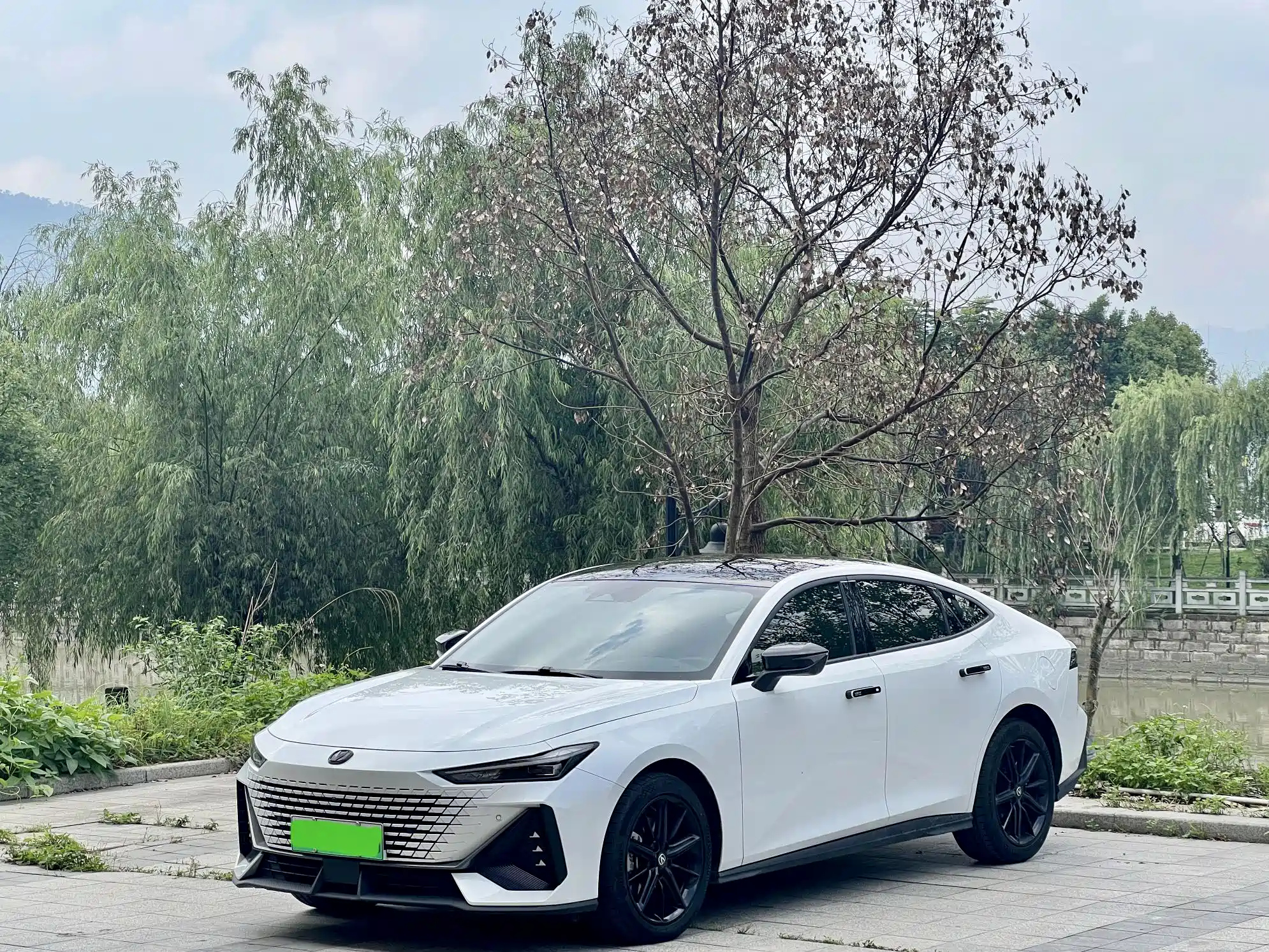 CHANGAN UNI-V SMART IDD 2023
