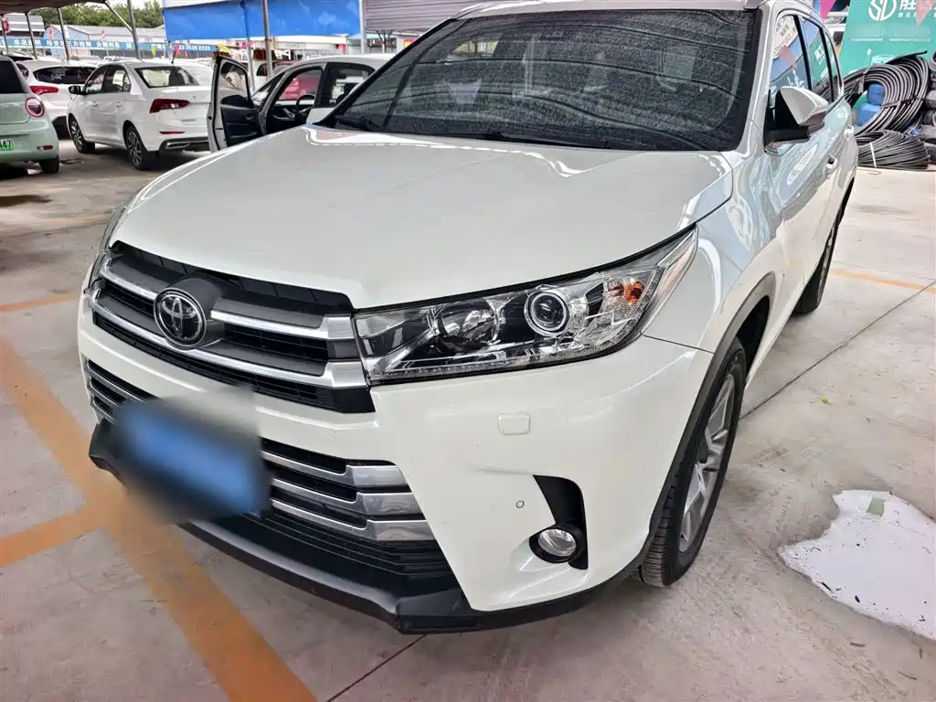 TOYOTA HIGHLANDER 2018