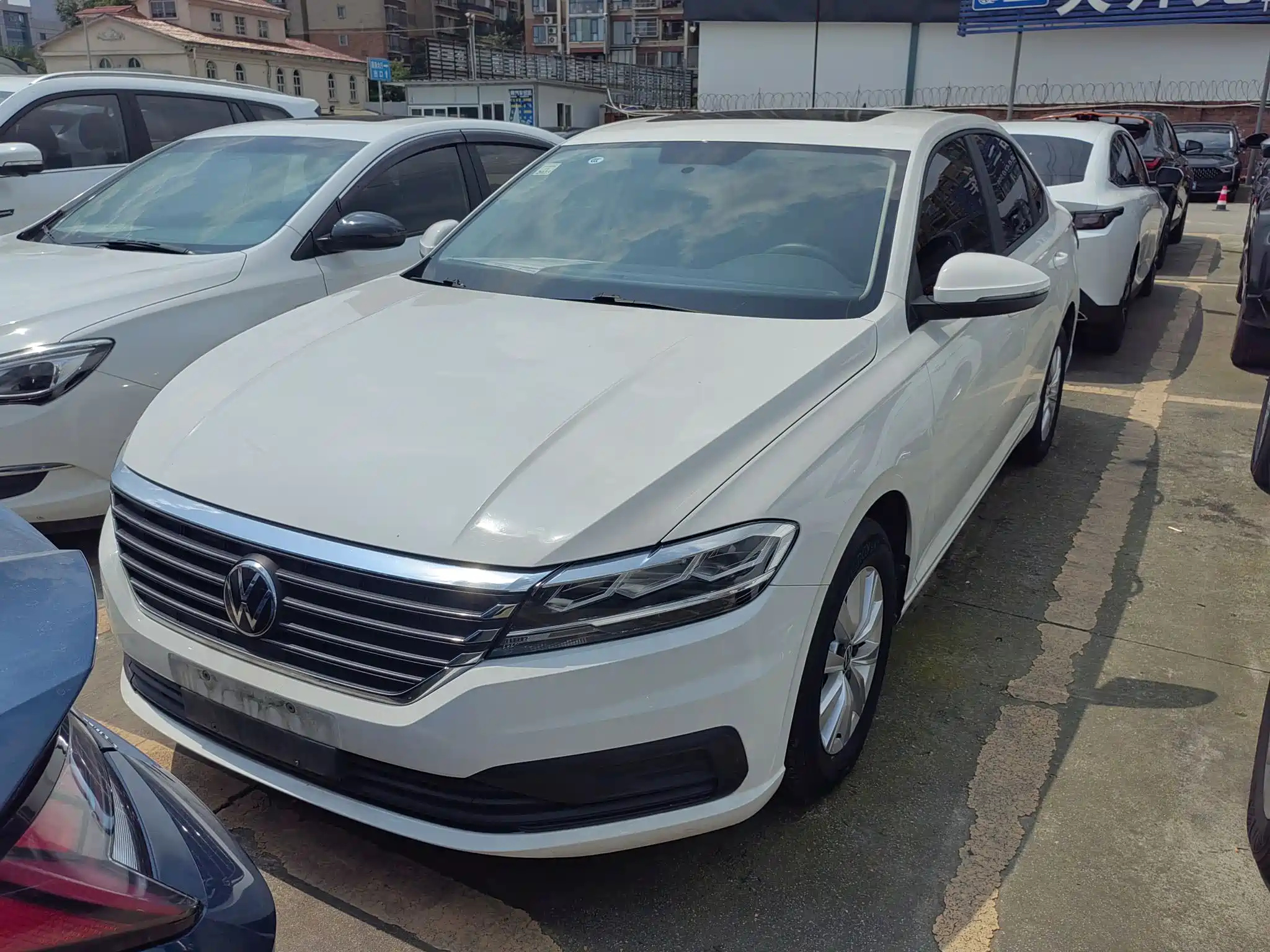VOLKSWAGEN LAVIDA 2021