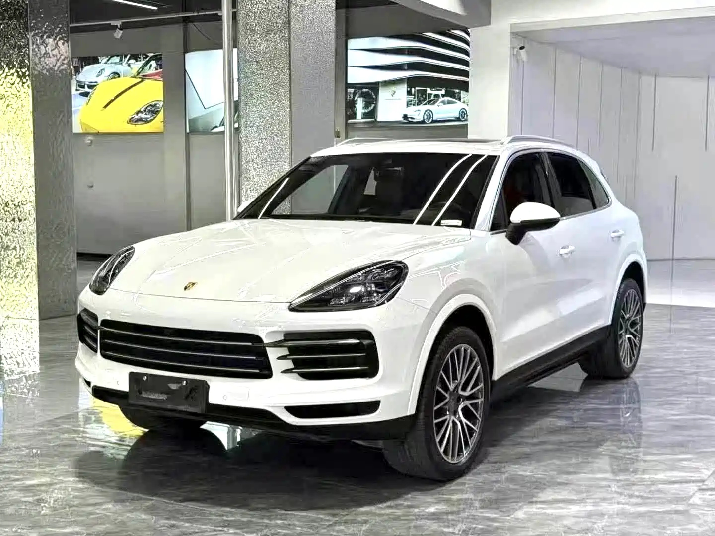 PORSCHE CAYENNE