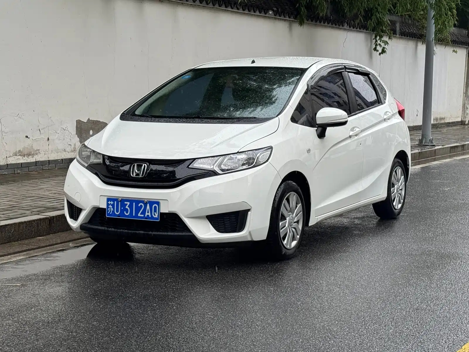 HONDA FIT 2016