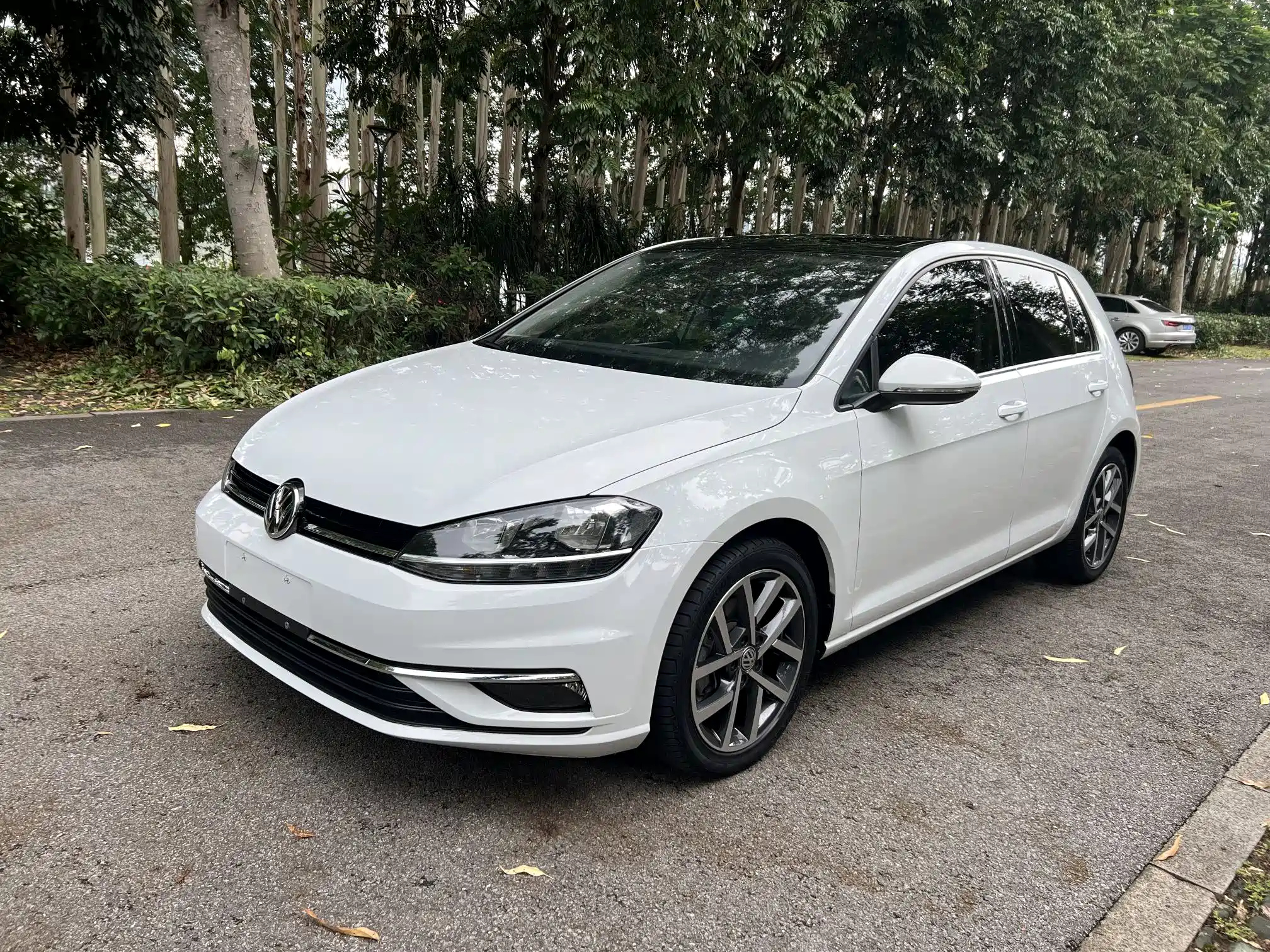 VOLKSWAGEN GOLF 2020