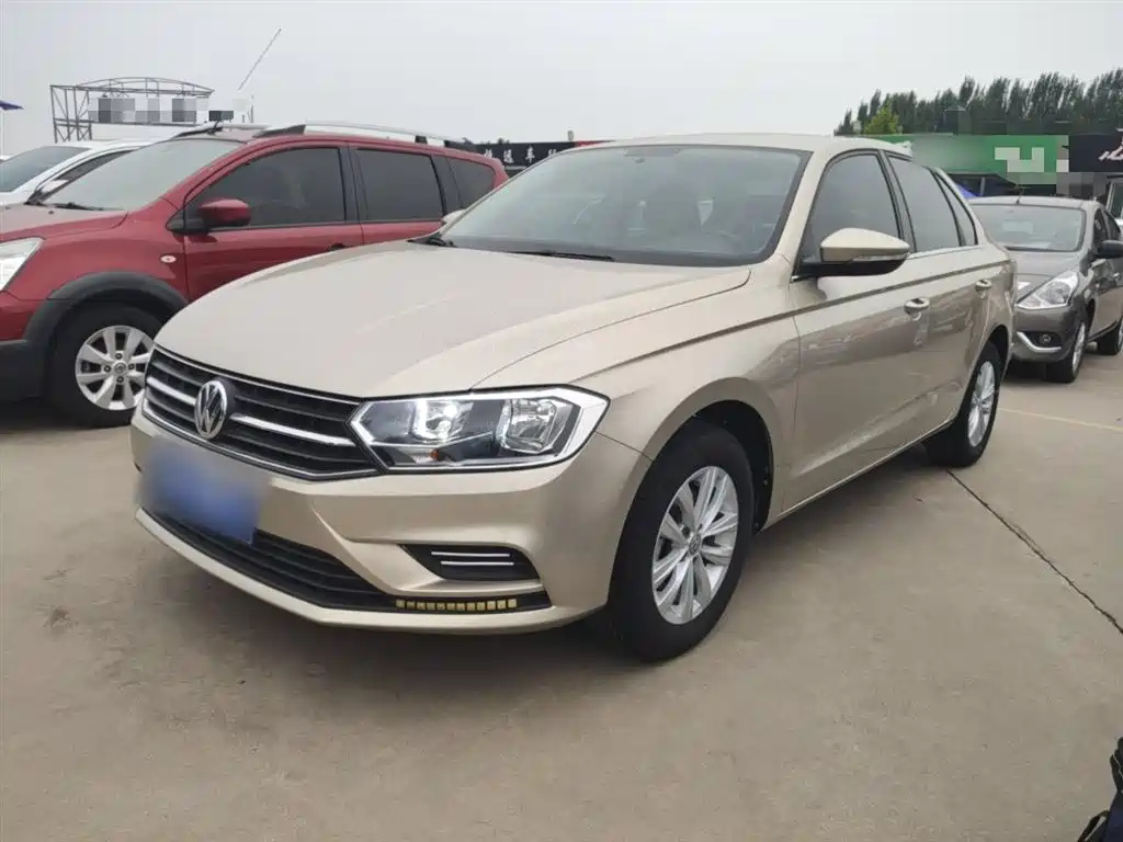 VOLKSWAGEN BORA 2018