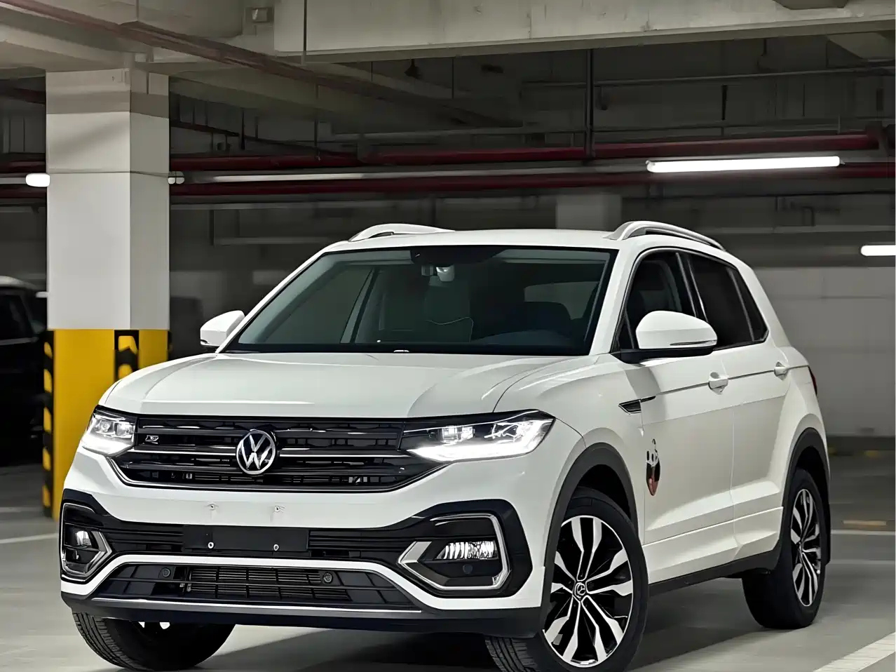 VOLKSWAGEN TACOUA 2021