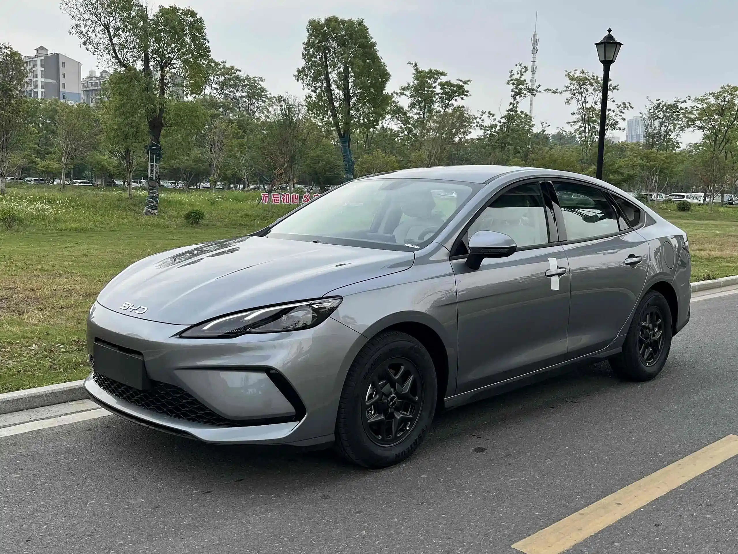 BYD SEAL 05 DM-I 2025
