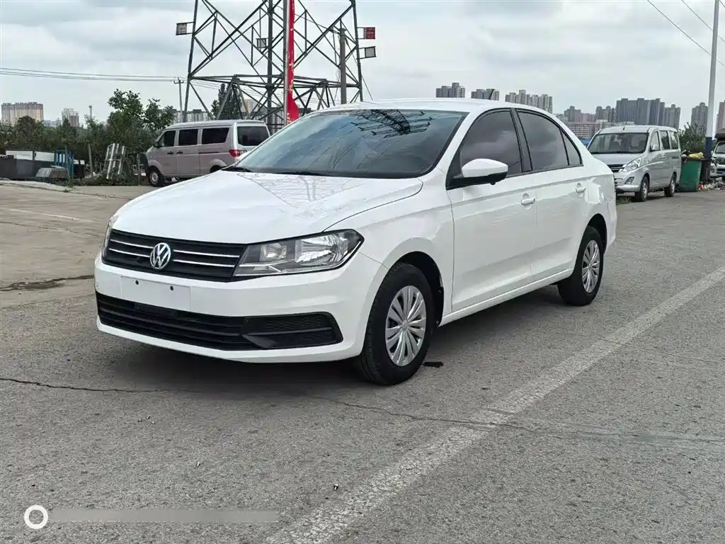 VOLKSWAGEN SANTANA 2021