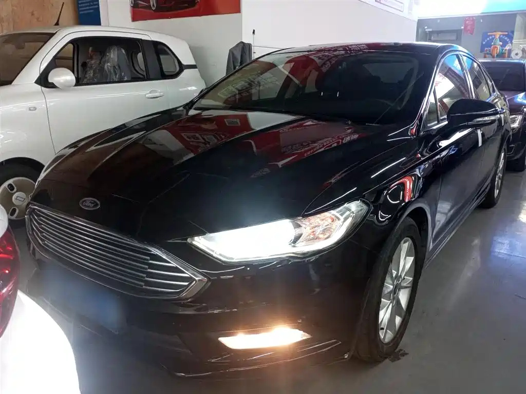 FORD MONDEO 2017