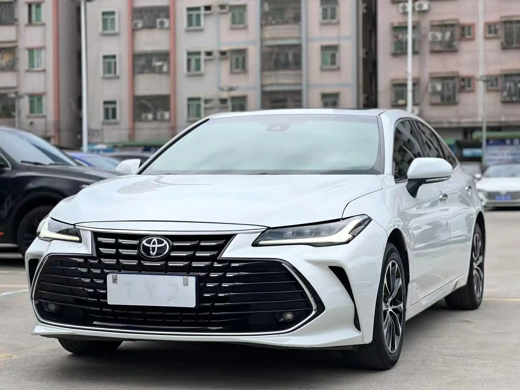 TOYOTA AVALON 2022