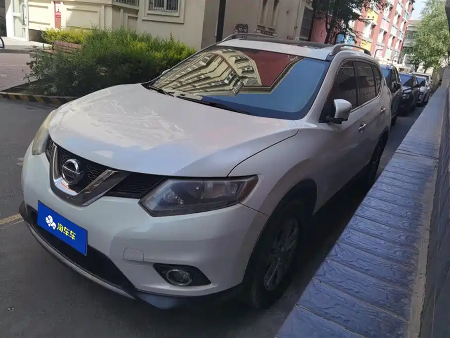 NISSAN X-TRAIL 2014