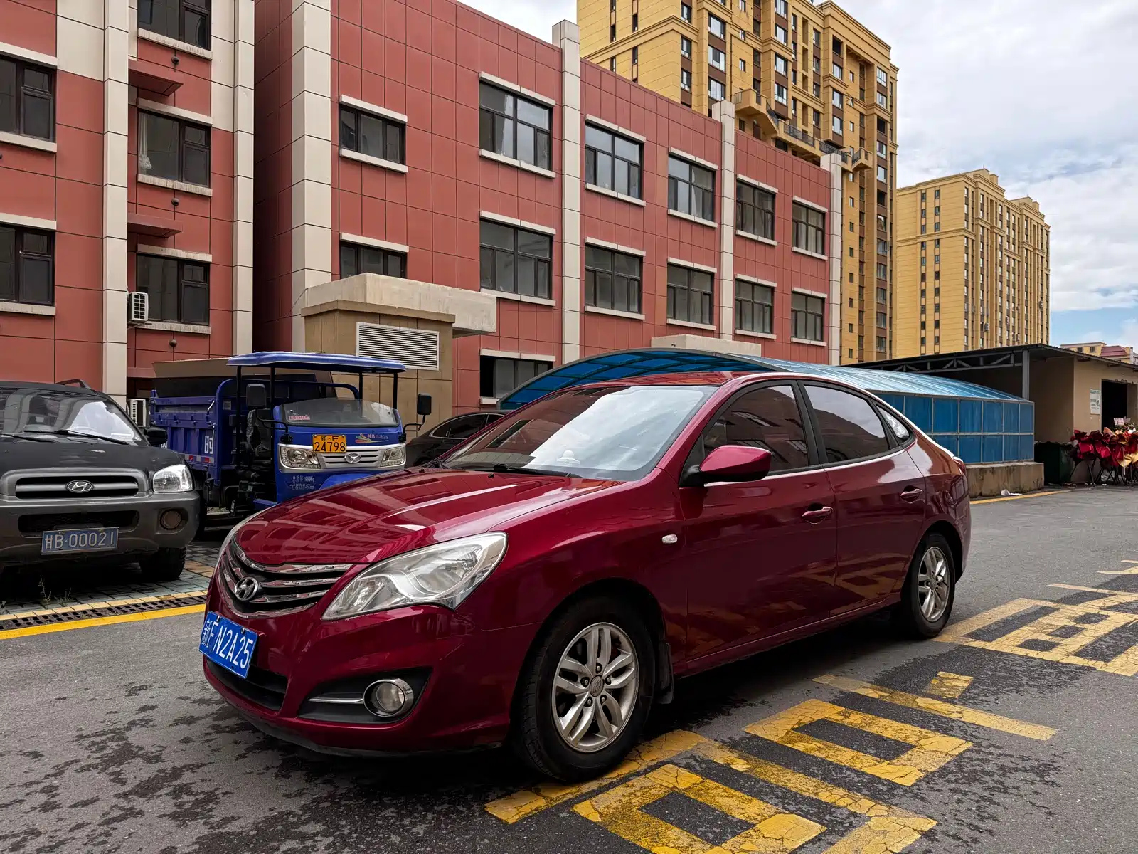 HYUNDAI CELESTA 2011