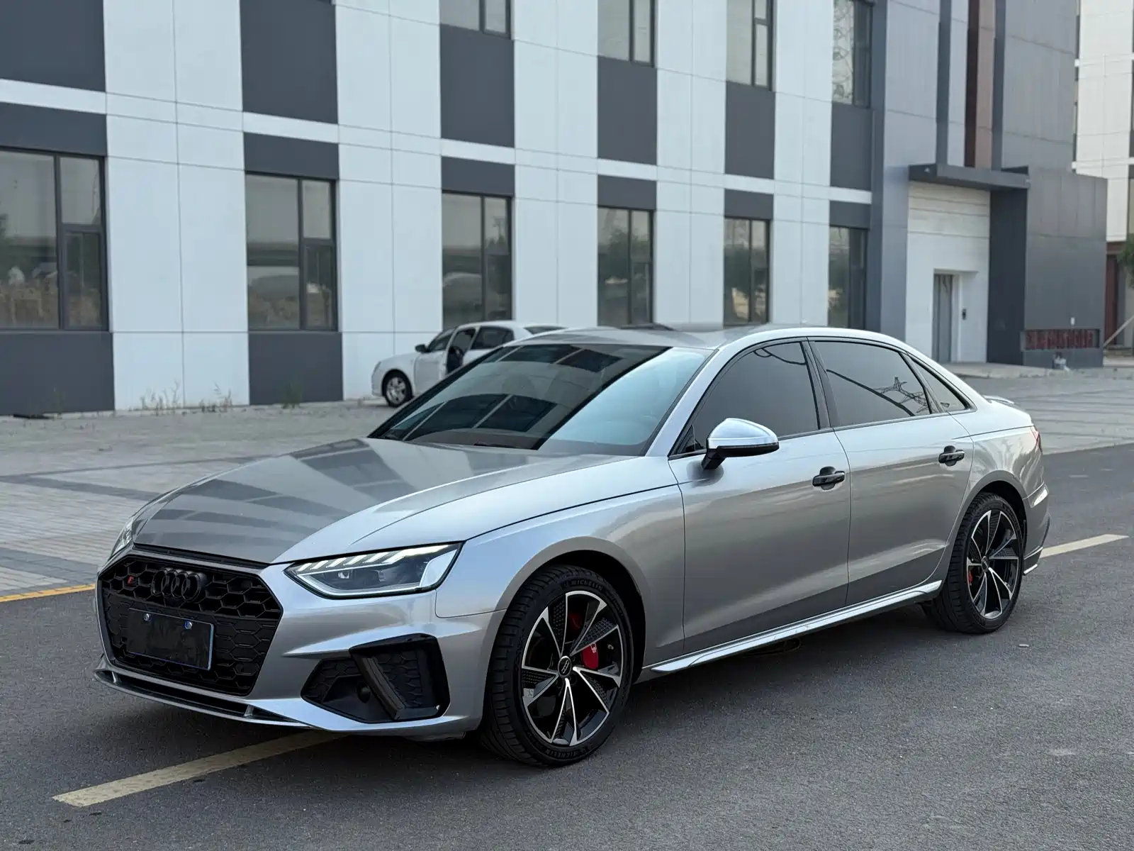 AUDI A4L 2020