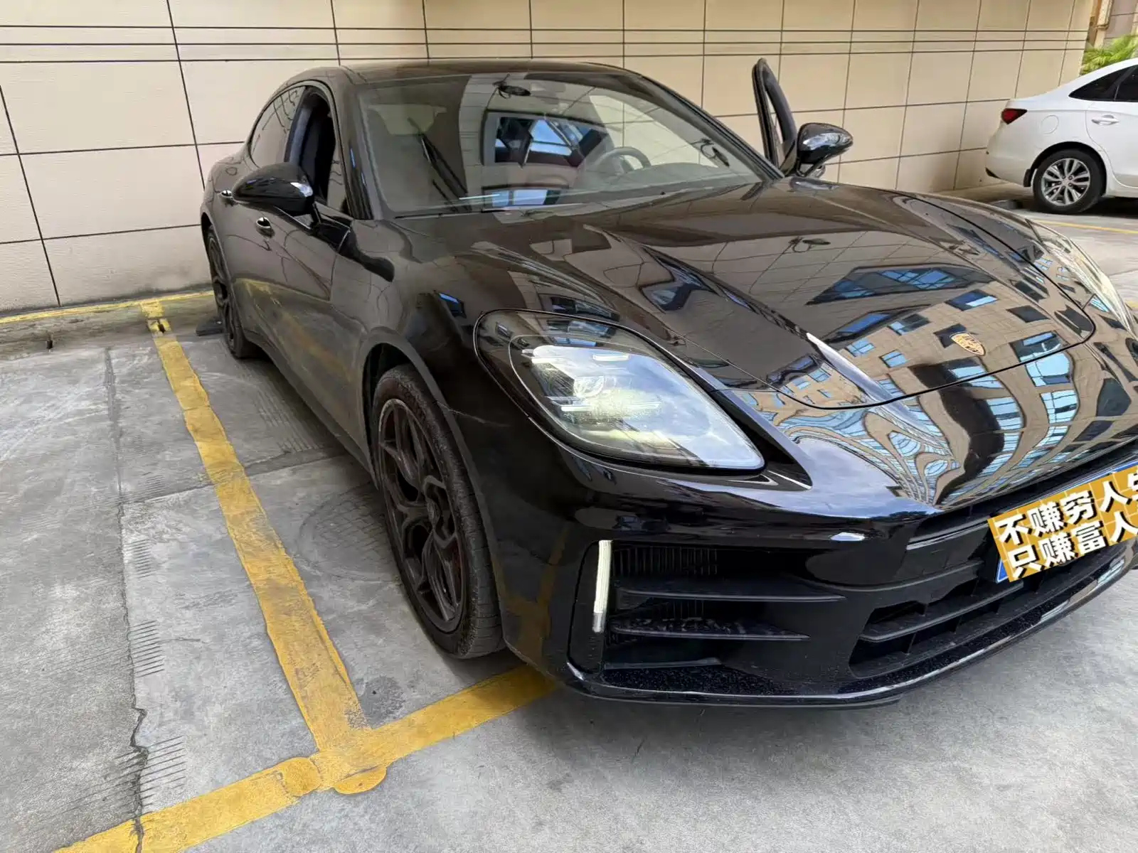 PORSCHE PANAMERA 2024