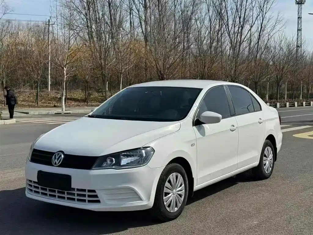 VOLKSWAGEN JETTA 2015