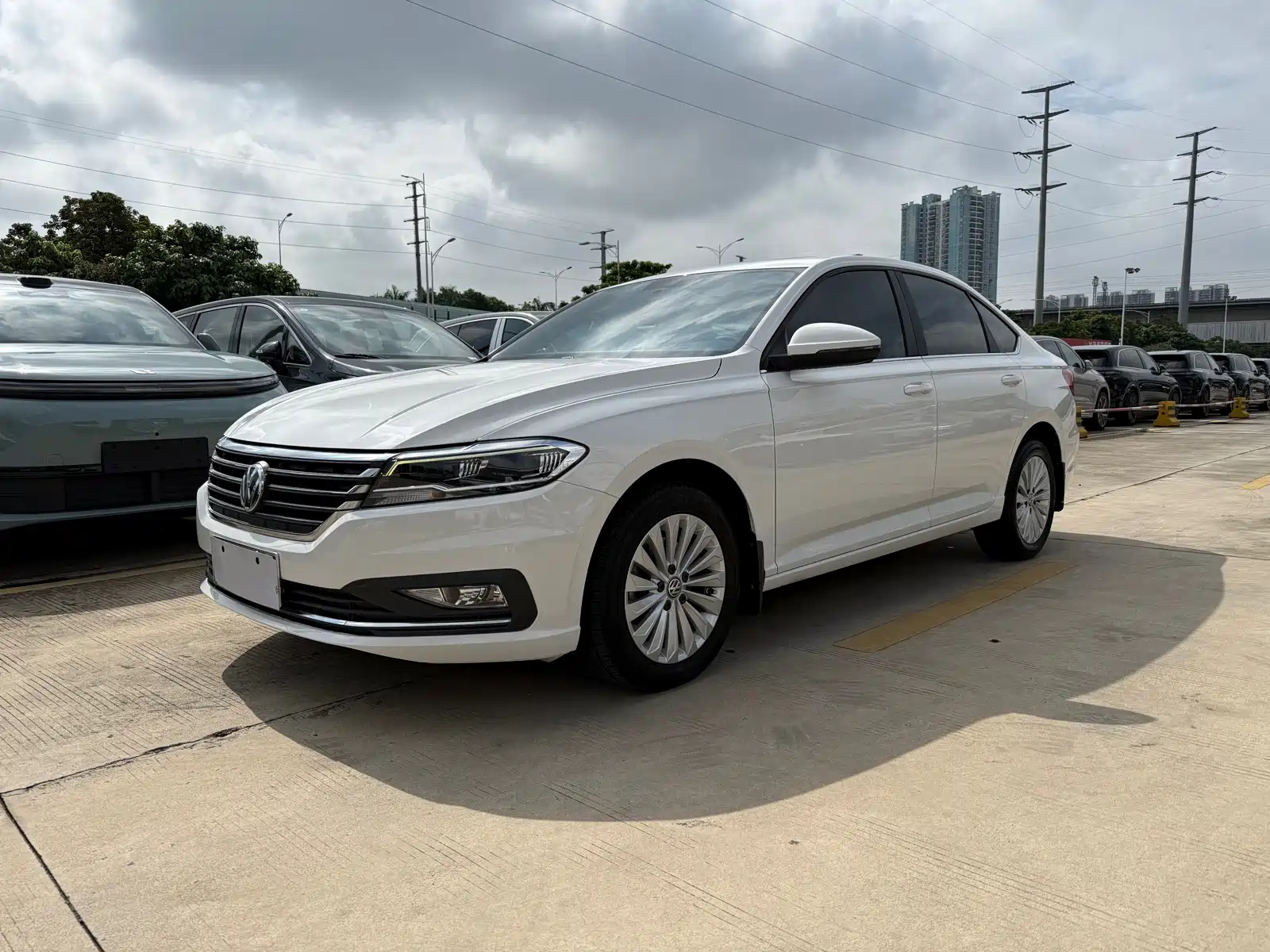 VOLKSWAGEN LAVIDA 2019