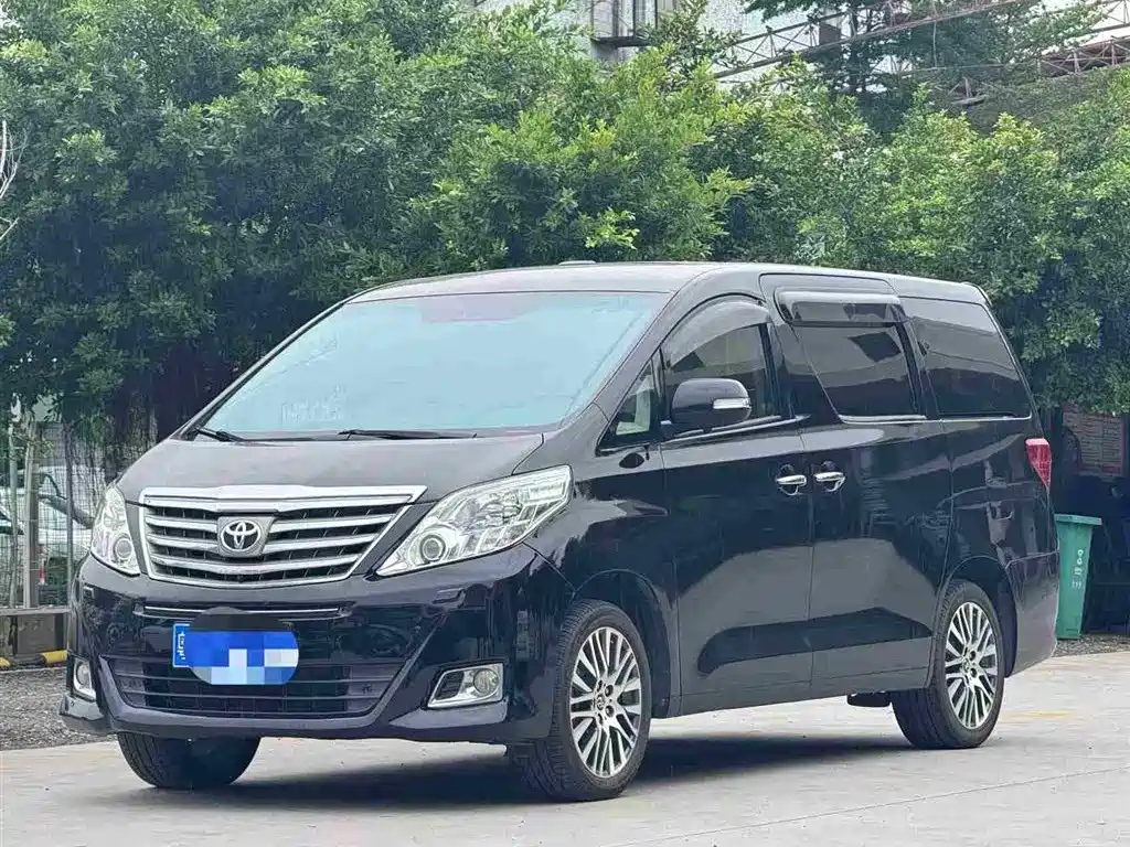 TOYOTA ALPHARD