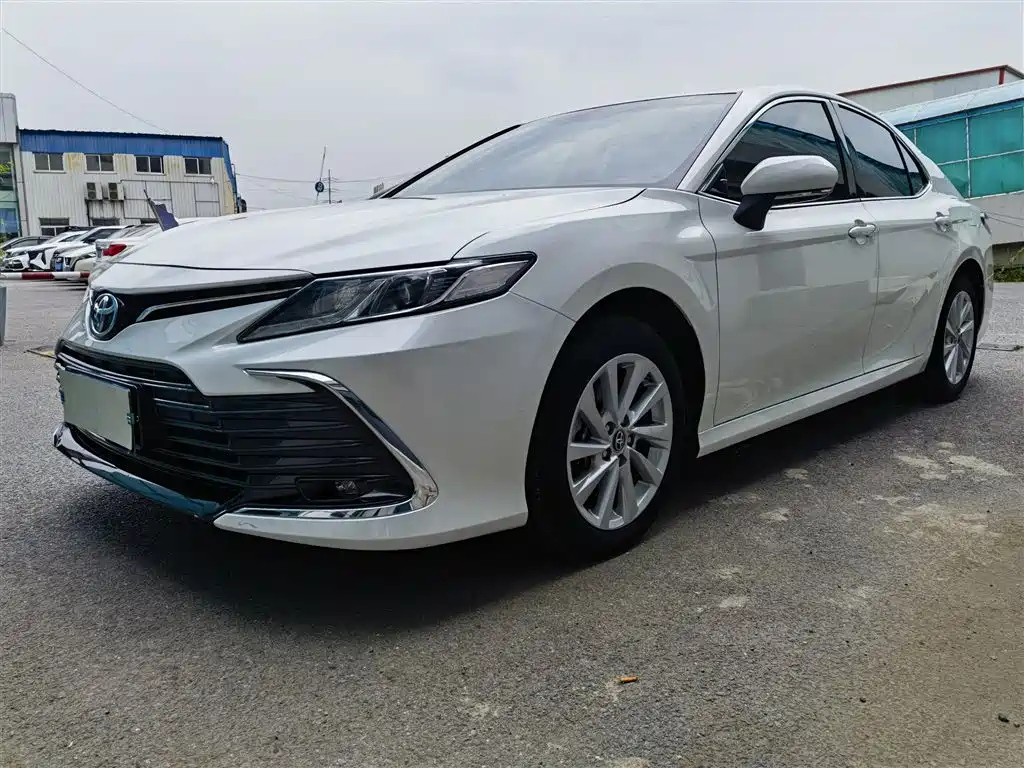TOYOTA CAMRY 2022