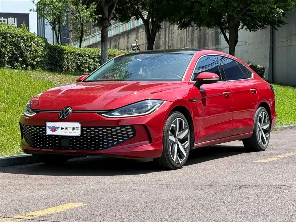 VOLKSWAGEN LAMANDO