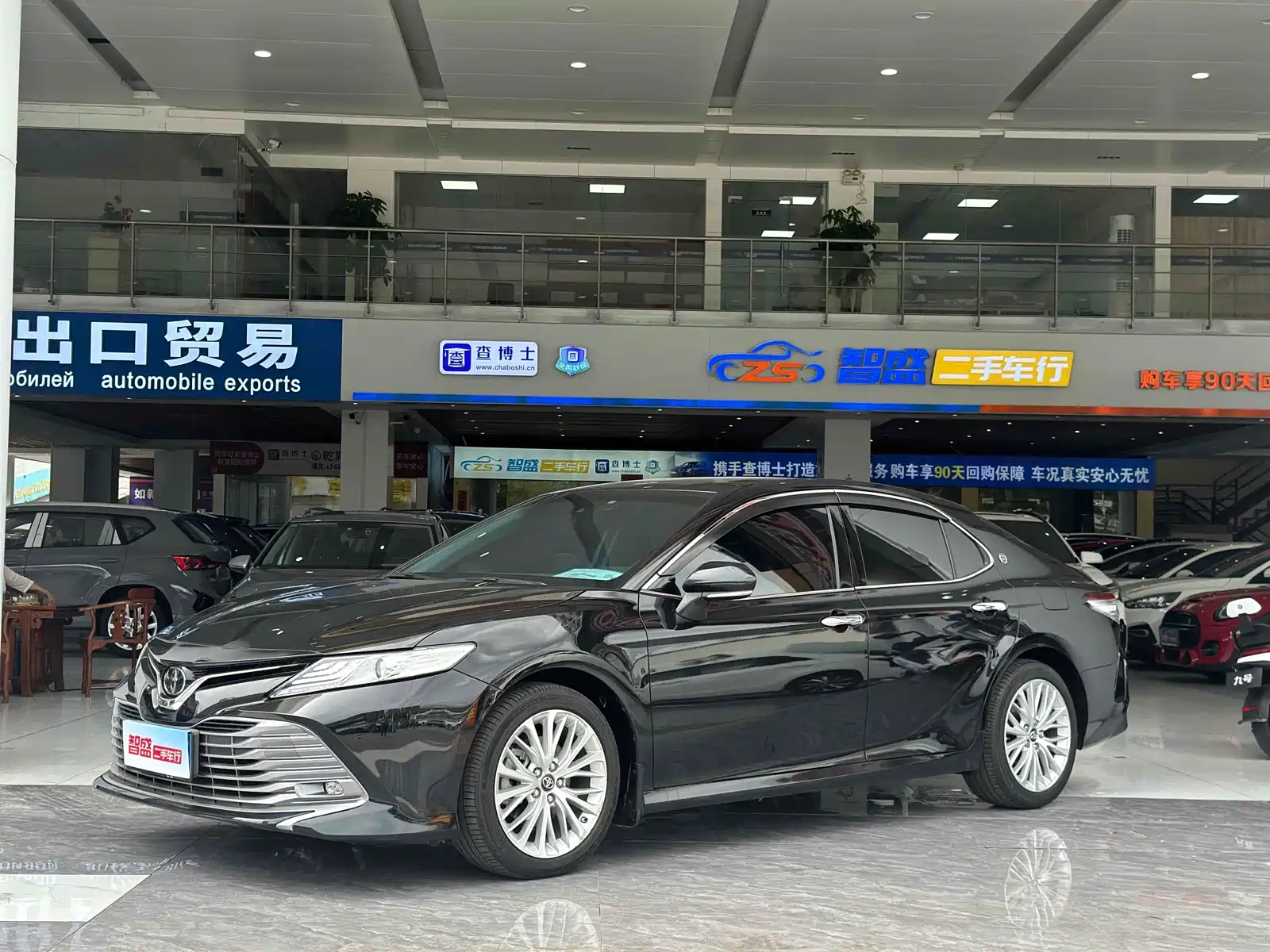 TOYOTA CAMRY 2019