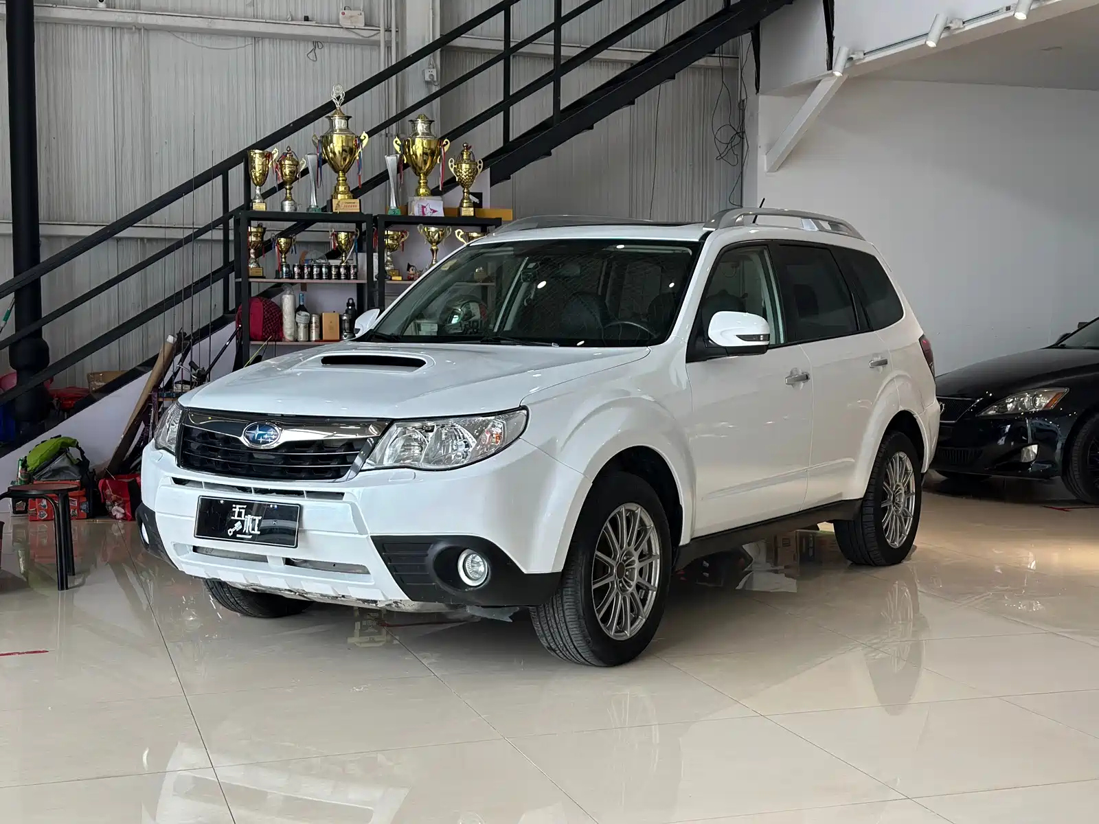 SUBARU FORESTER 2011