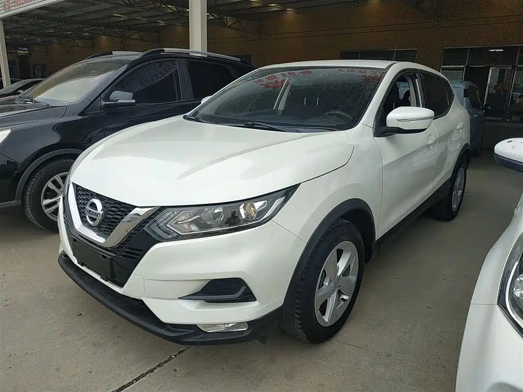 NISSAN QASHQAI 2019