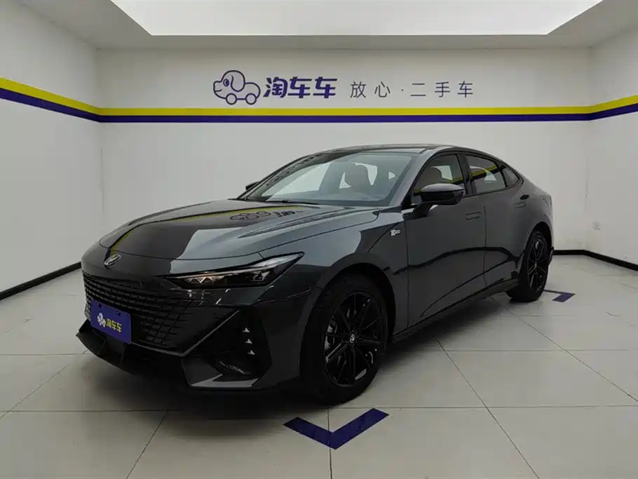 CHANGAN UNI-V SMART IDD 2023