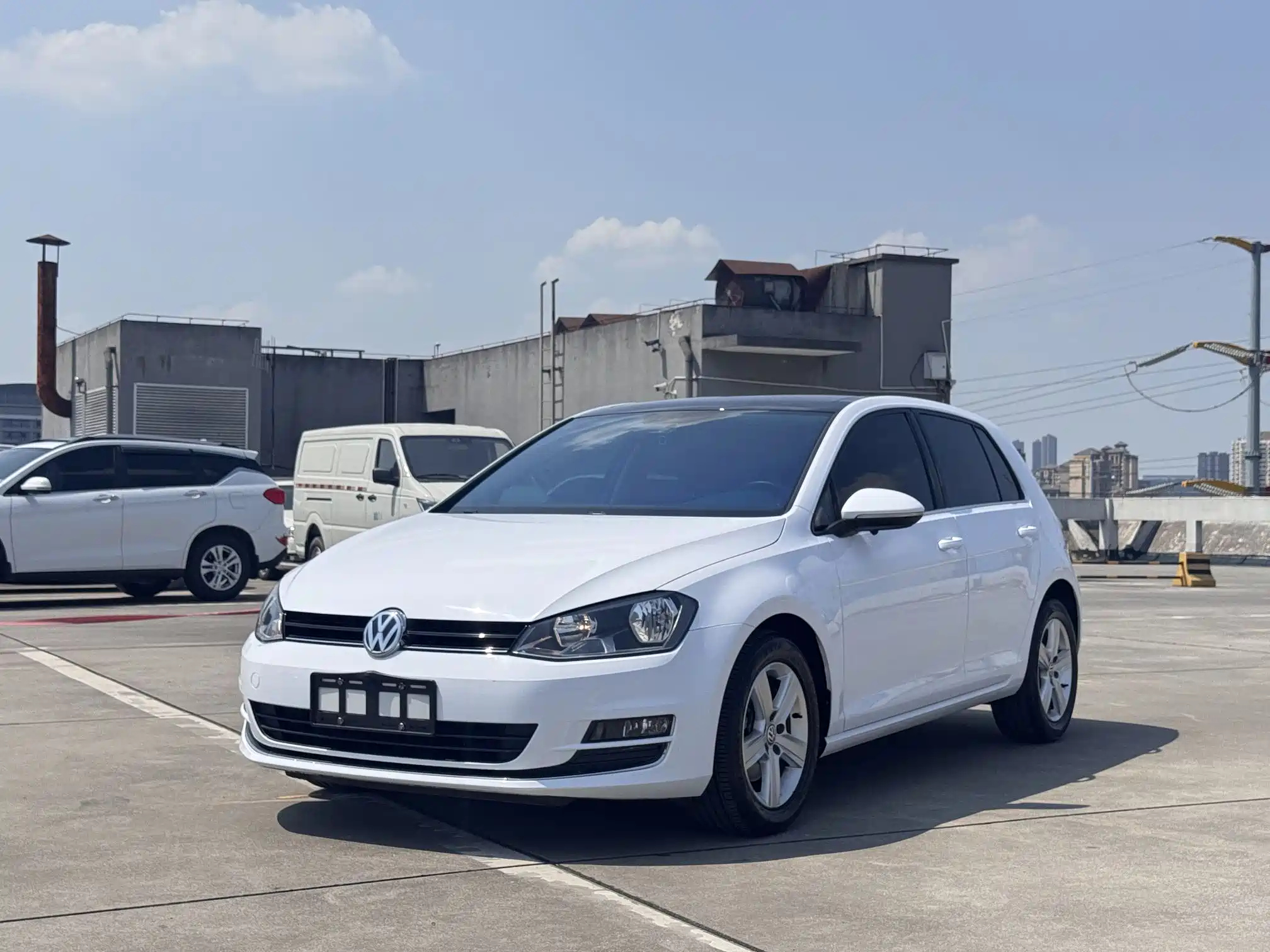 VOLKSWAGEN GOLF 2016