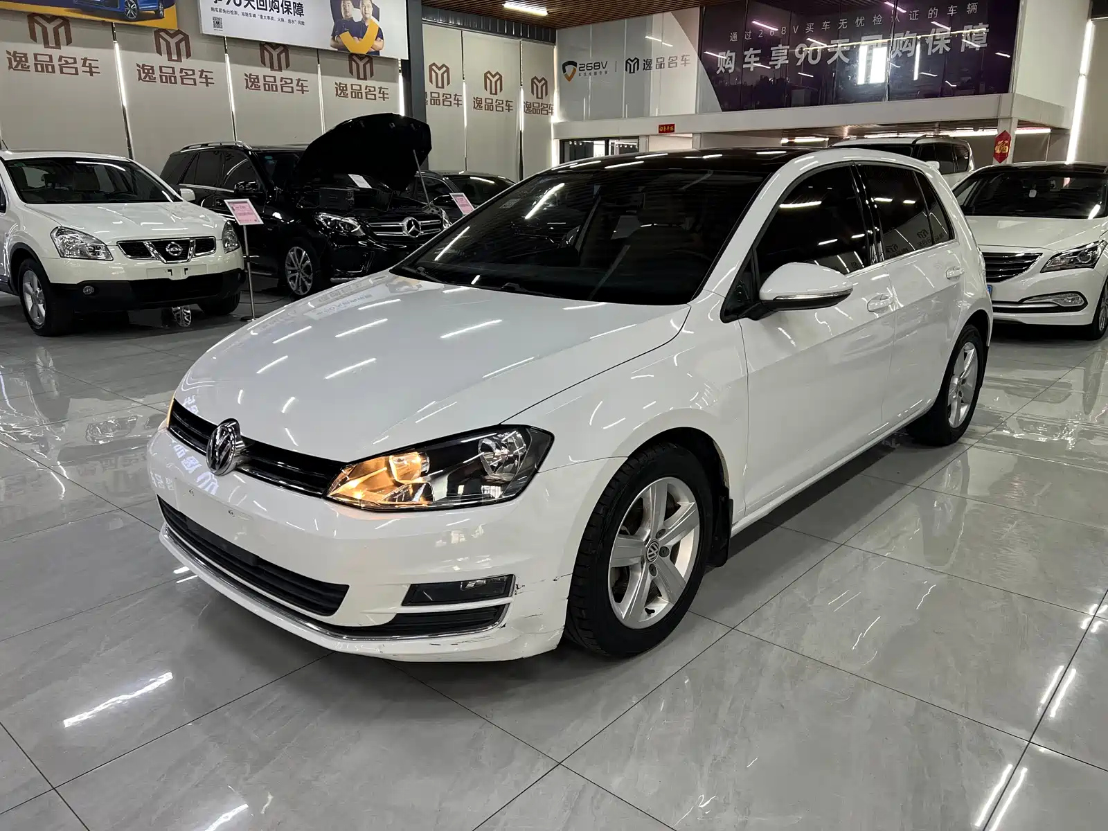 VOLKSWAGEN GOLF 2015