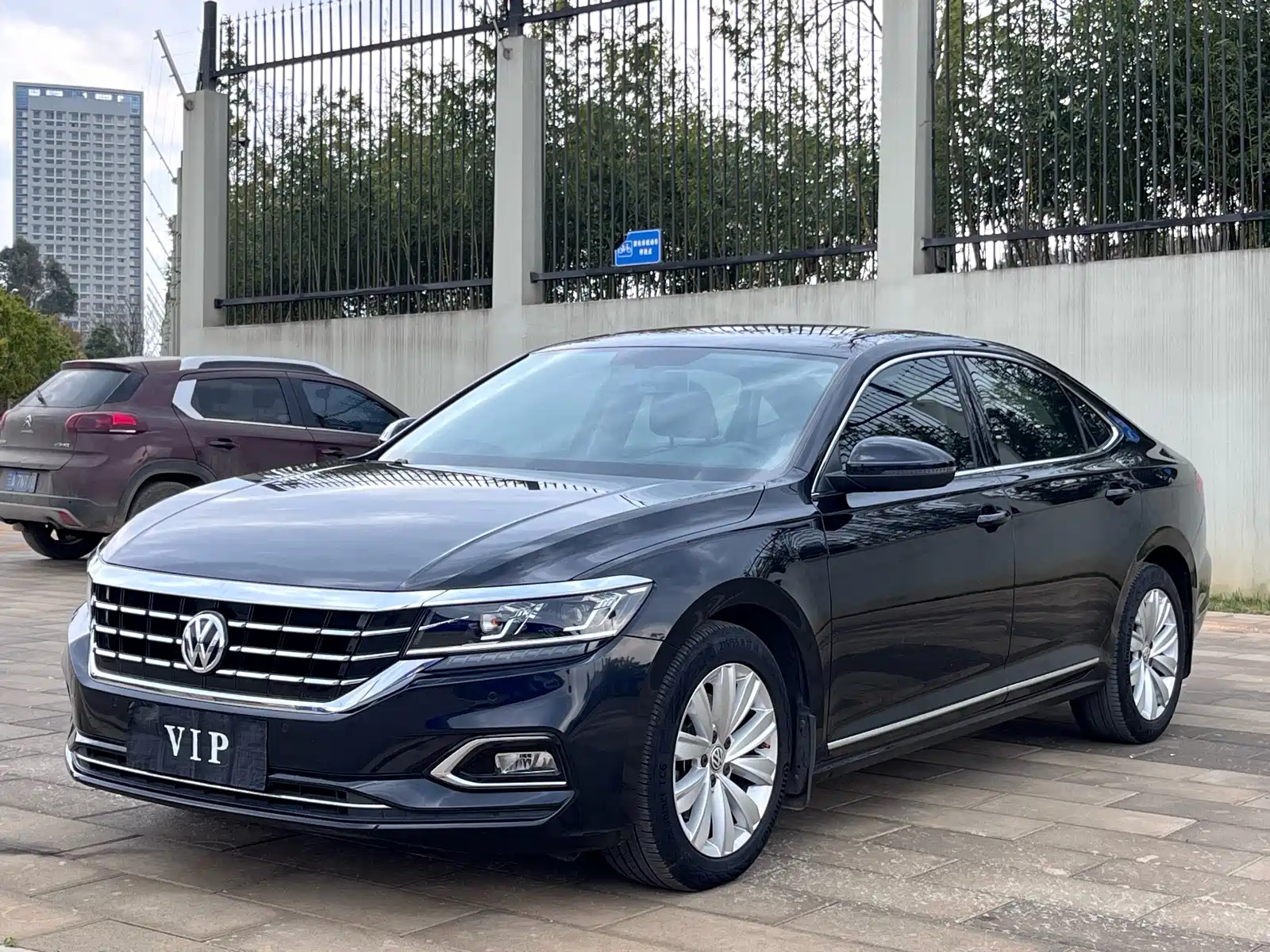 VOLKSWAGEN PASSAT 2021