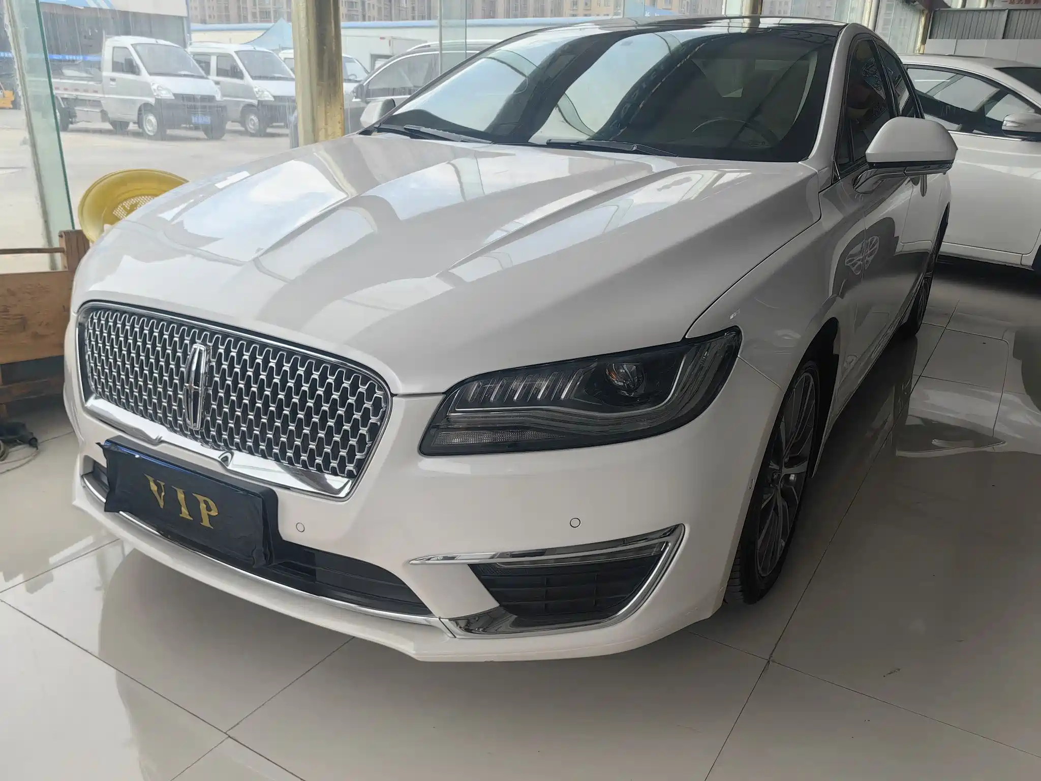 LINCOLN MKZ 2017