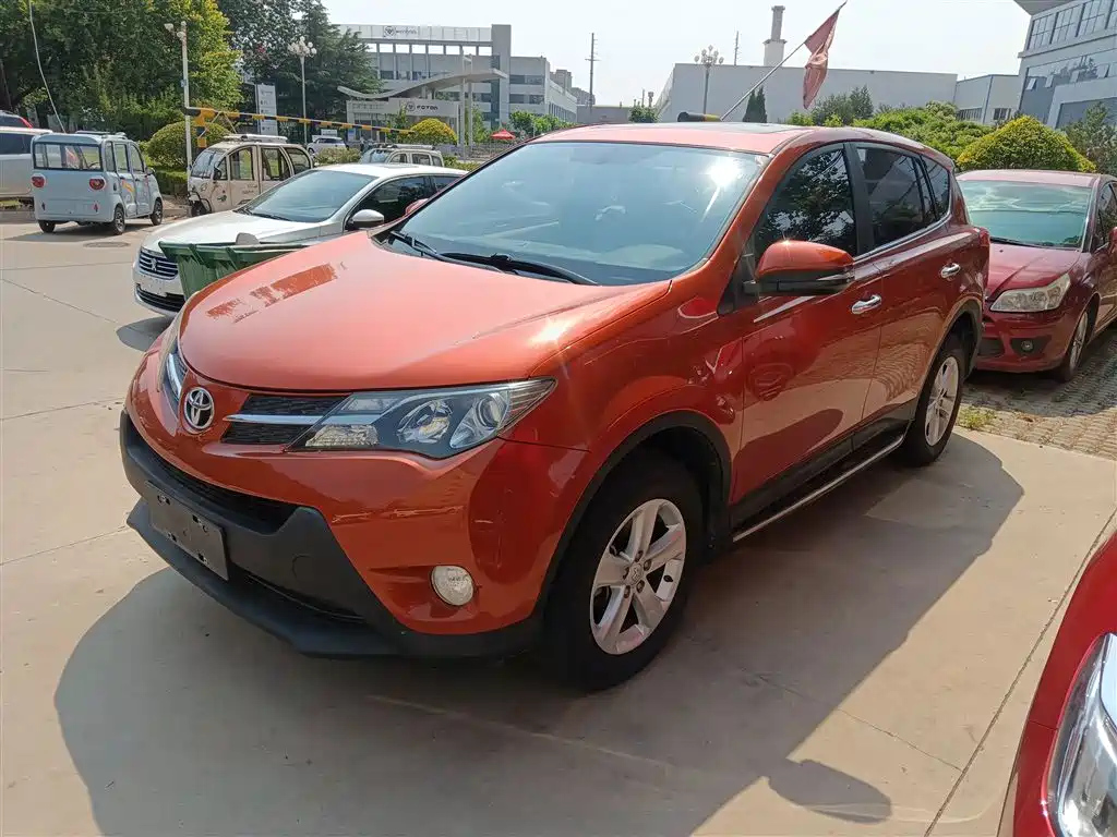 TOYOTA RAV4 RONGFANG 2013