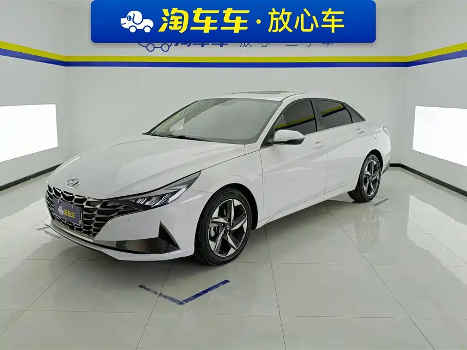 HYUNDAI ELANTRA 2022