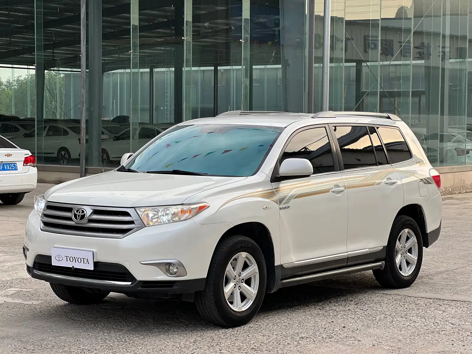 TOYOTA HIGHLANDER 2013