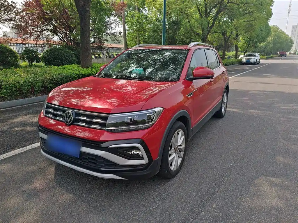 VOLKSWAGEN T-CROSS 2019