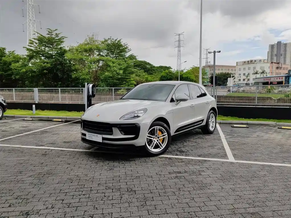 PORSCHE MACAN 2022