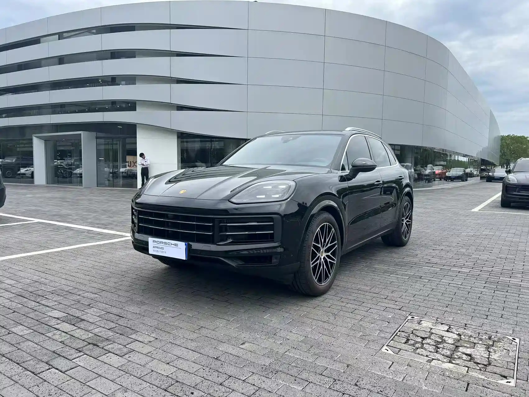 PORSCHE CAYENNE 2024